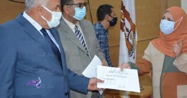  اللواء محمد الزملوط محافظ الوادي الجديد