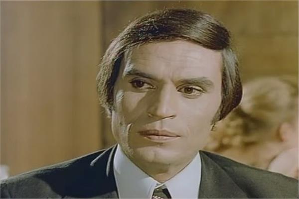 عزت العلايلي 