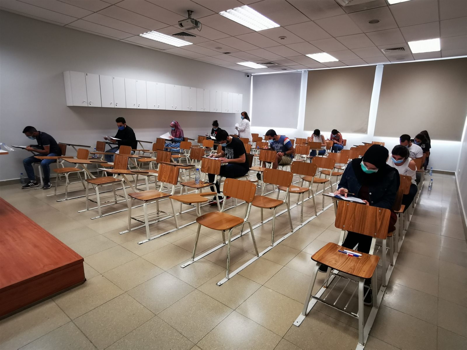 طلاب جامعات 