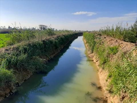 تبطين الترع 