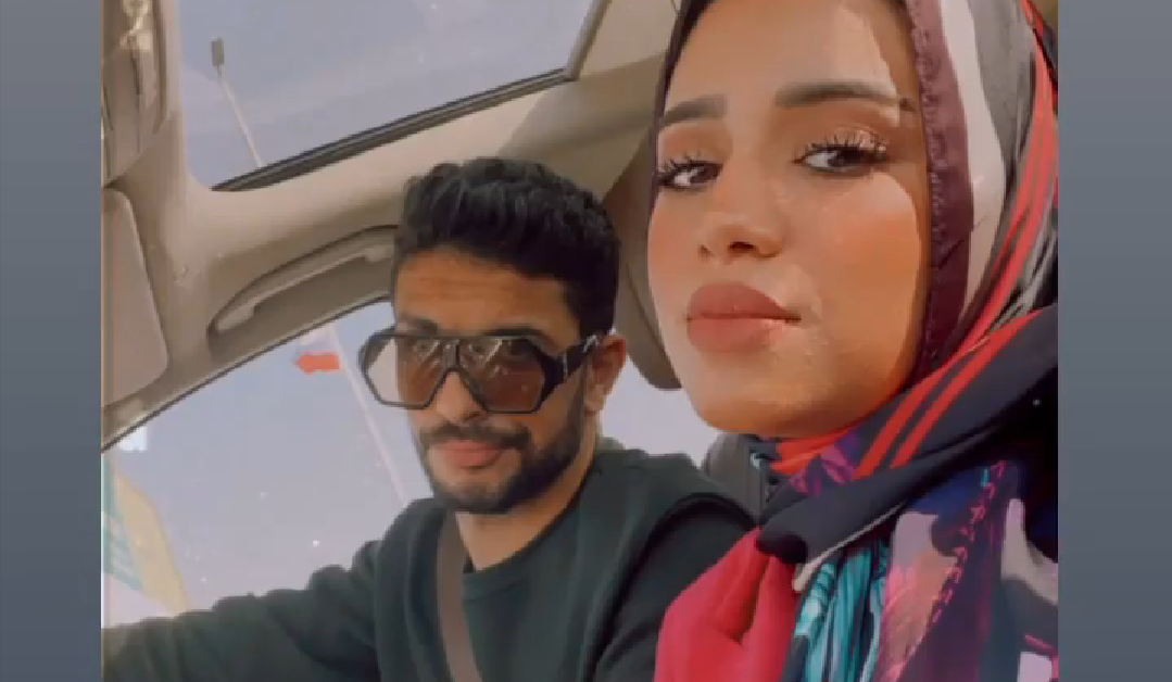 أيمن اشرف و زوجته