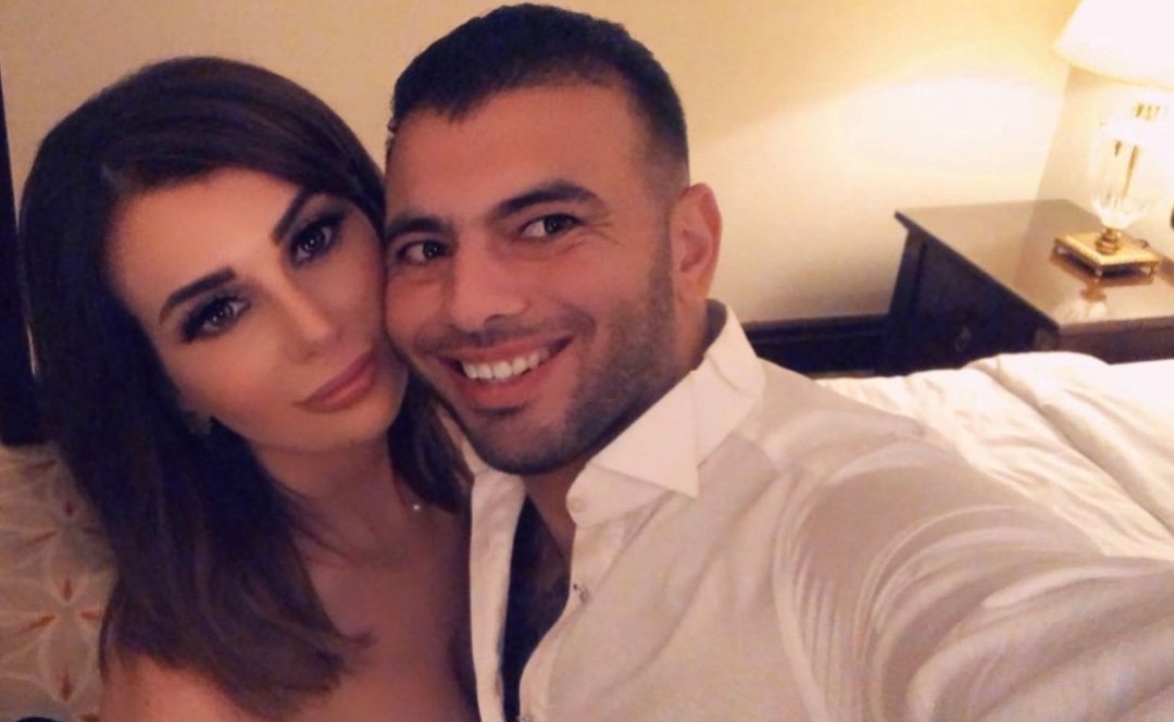 عماد متعب وزوجته