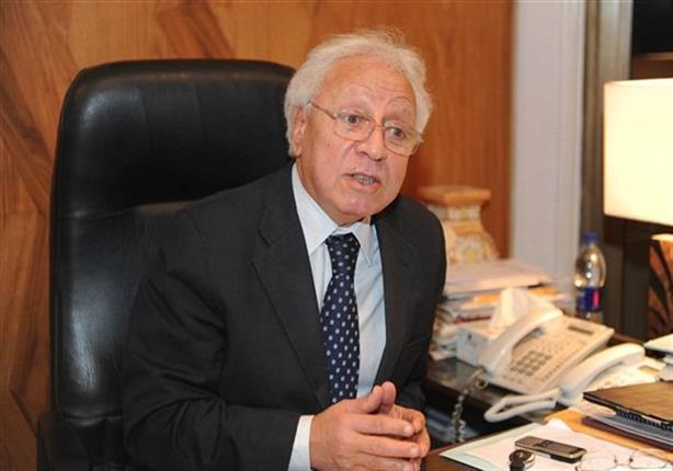 الدكتور شوقى السيد أستاذ القانون الجنائى