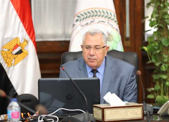السيد القصير وزير الزراعة واستصلاح الأراضى