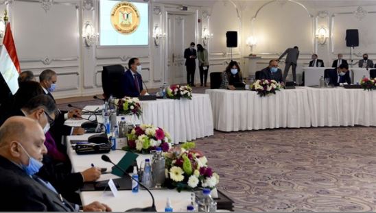 جانب من اجتماع رئيس الوزرار مع رؤساء اللجان الفرعية بالبرلما