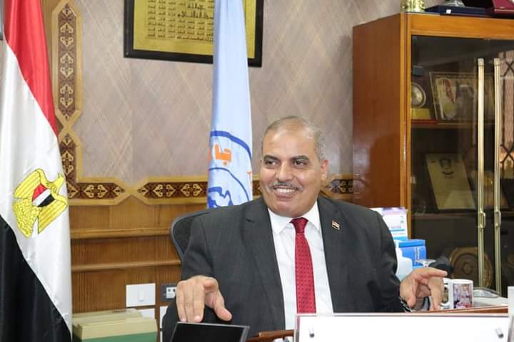 رئيس جامعة الأزهر 