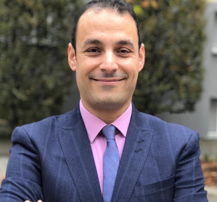 الدكتور فيصل زايد 