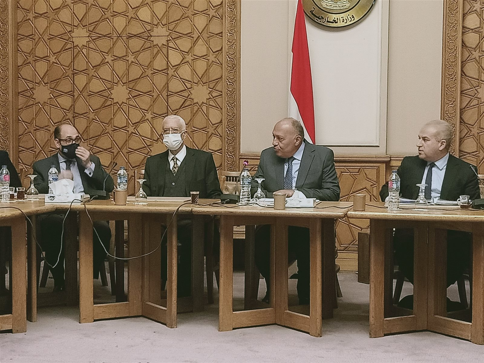 وزير الخارجية سامح شكري والسفيرين حمدى لوزا وأحمد عبد اللطيف