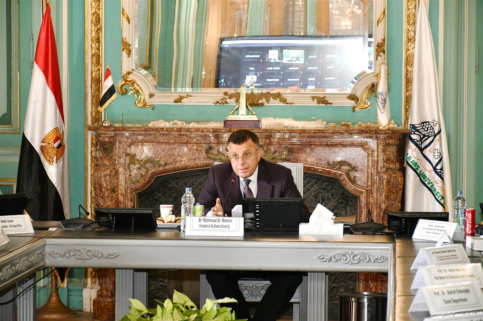 رئيس جامعة عين شمس 