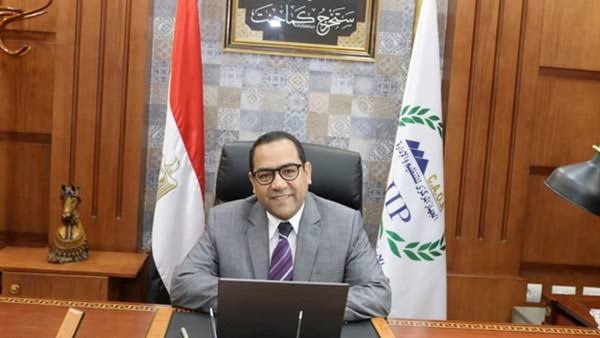 الدكتور صالح الشيخ رئيس الجهاز المركزى للتنظيم و الادارة 