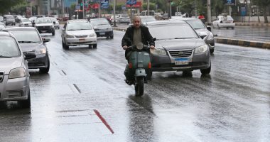 المرور تواجه الطقس السيء على الطرق