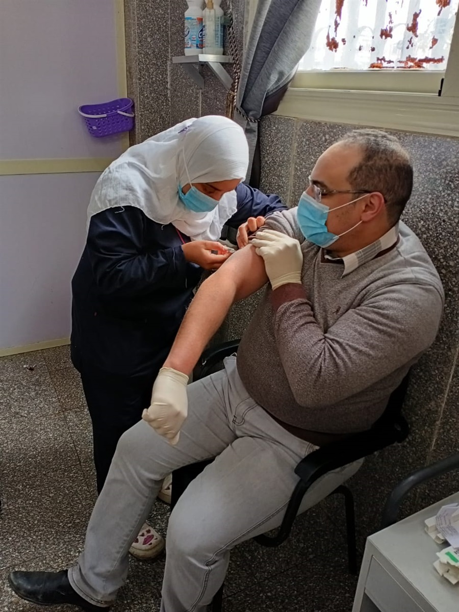 تطعيم الأطقم الطبية 