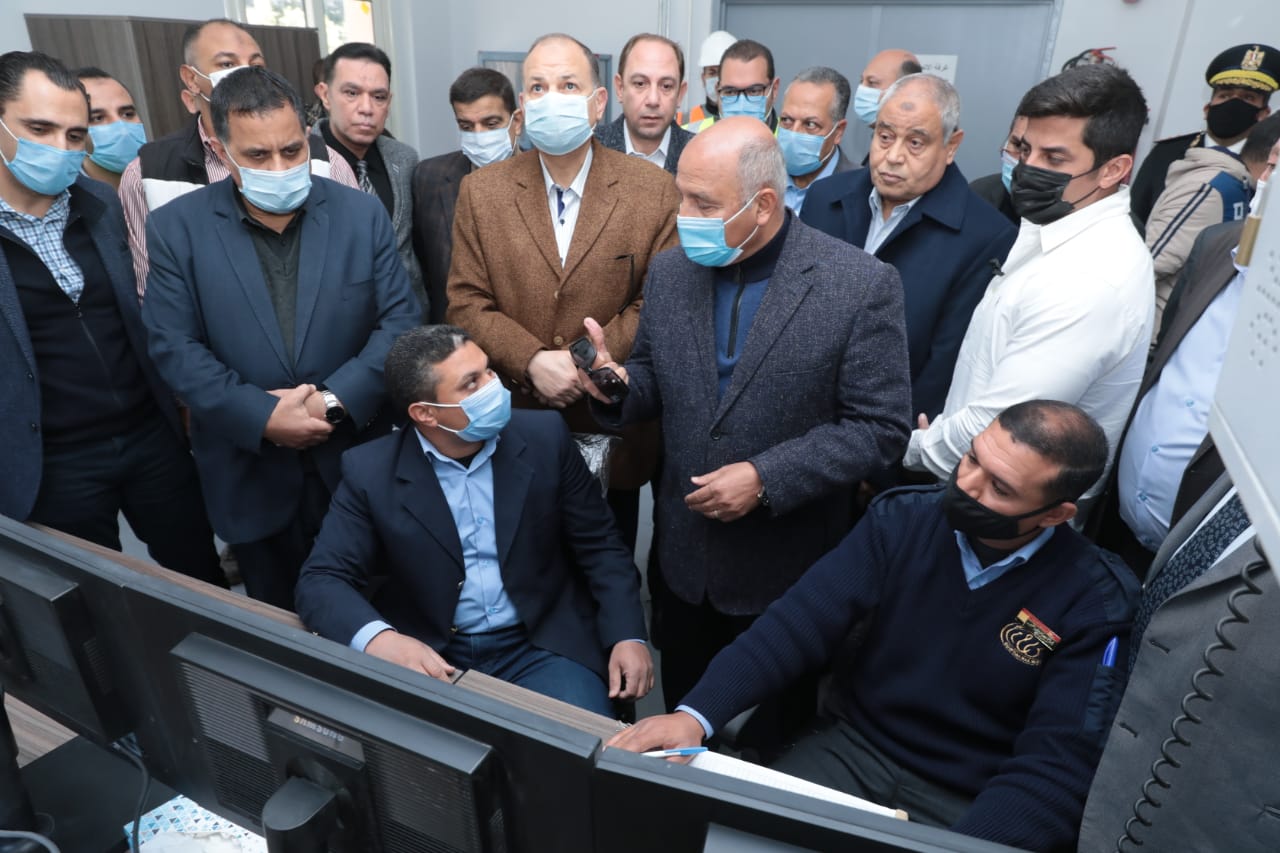 جولة وزير النقل ومحافظ اسيوط 
