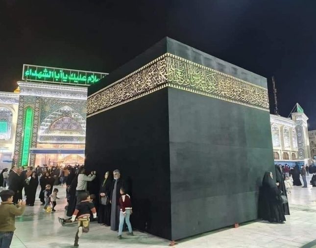 مجسم شبيه بالكعبة في مدينة كربلاء العراقية