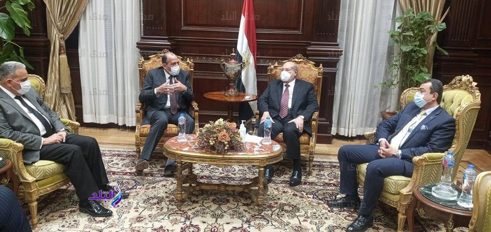 رئيس مجلس الشيوخ يلتقى رئيس نادى القضاة