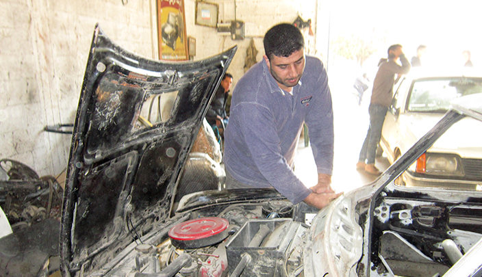 إصابة سمكرى سيارات