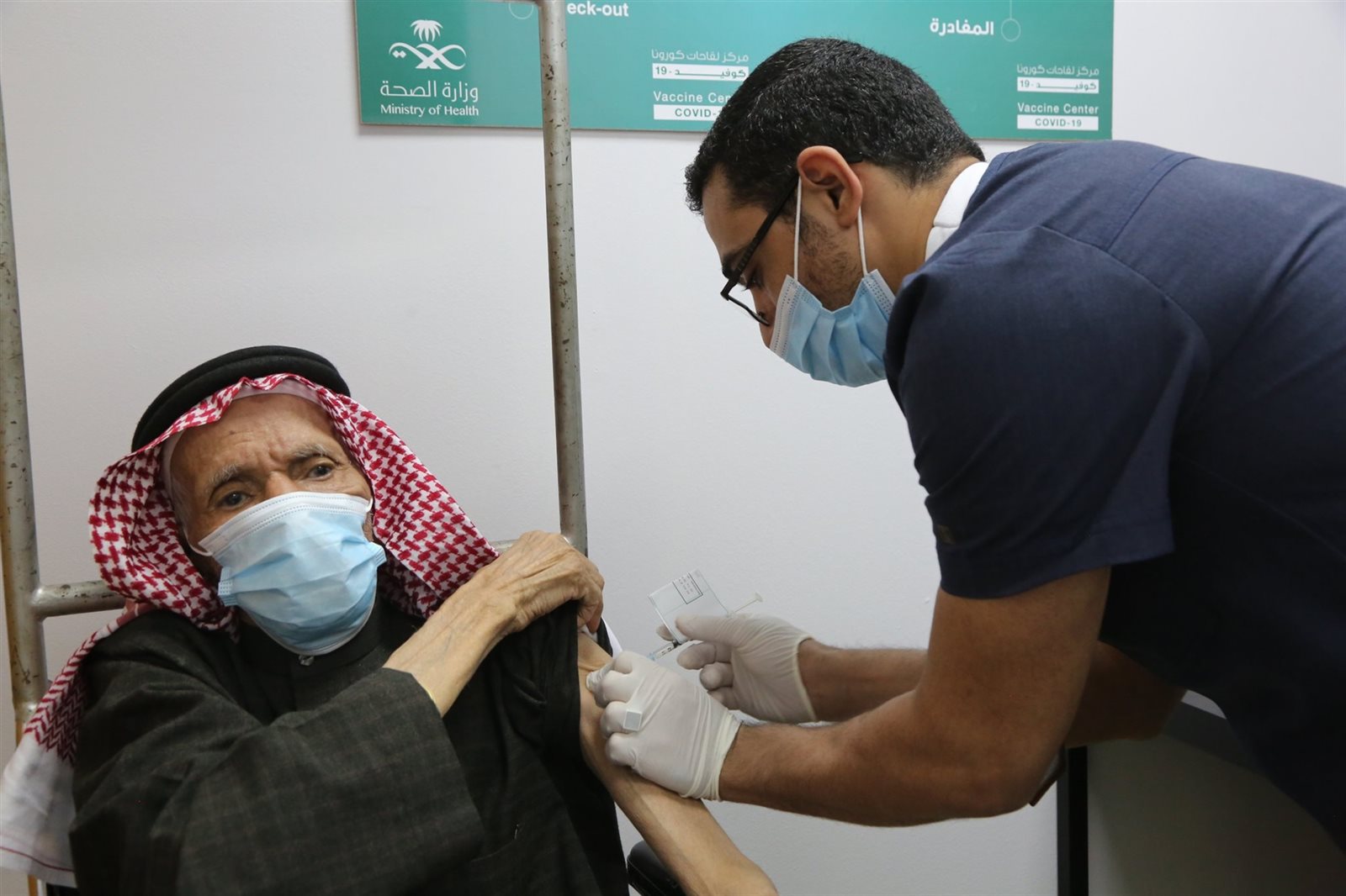 صحة مكة تعلن خبرا سعيدا بشأن لقاح كورونا