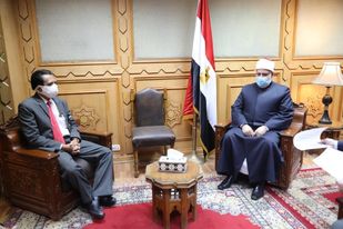 وكيل الازهر يستقبل السفير الأندونيسي 