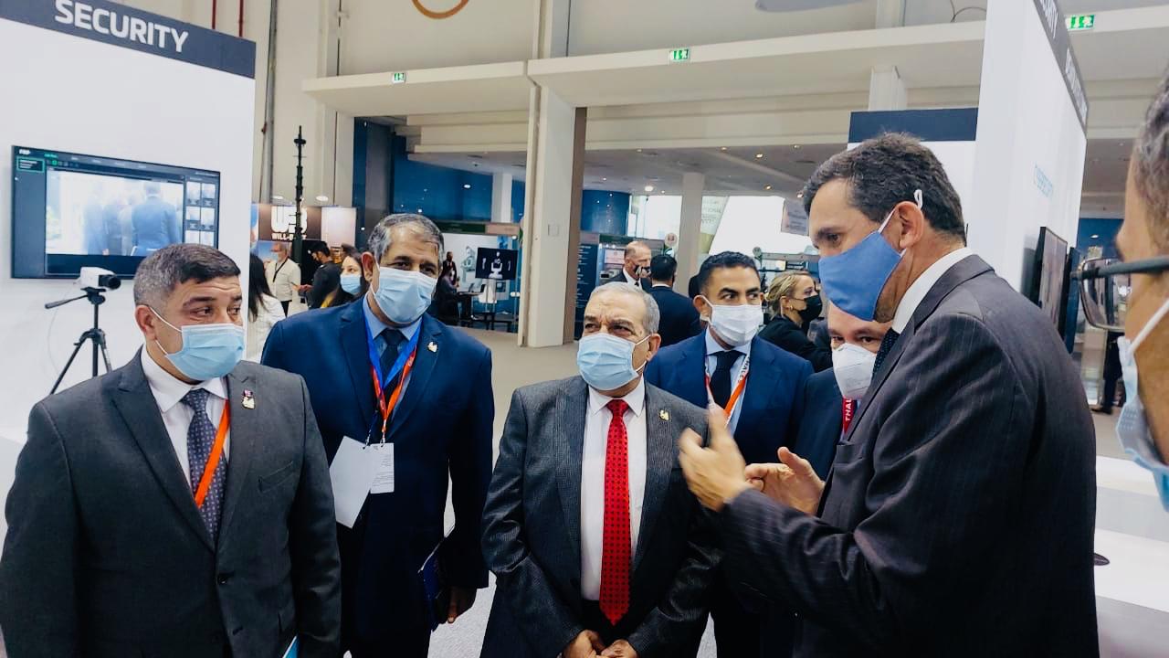 وزير الإنتاج الحربى يستقبل عددا من ممثلو الشركات العالمية