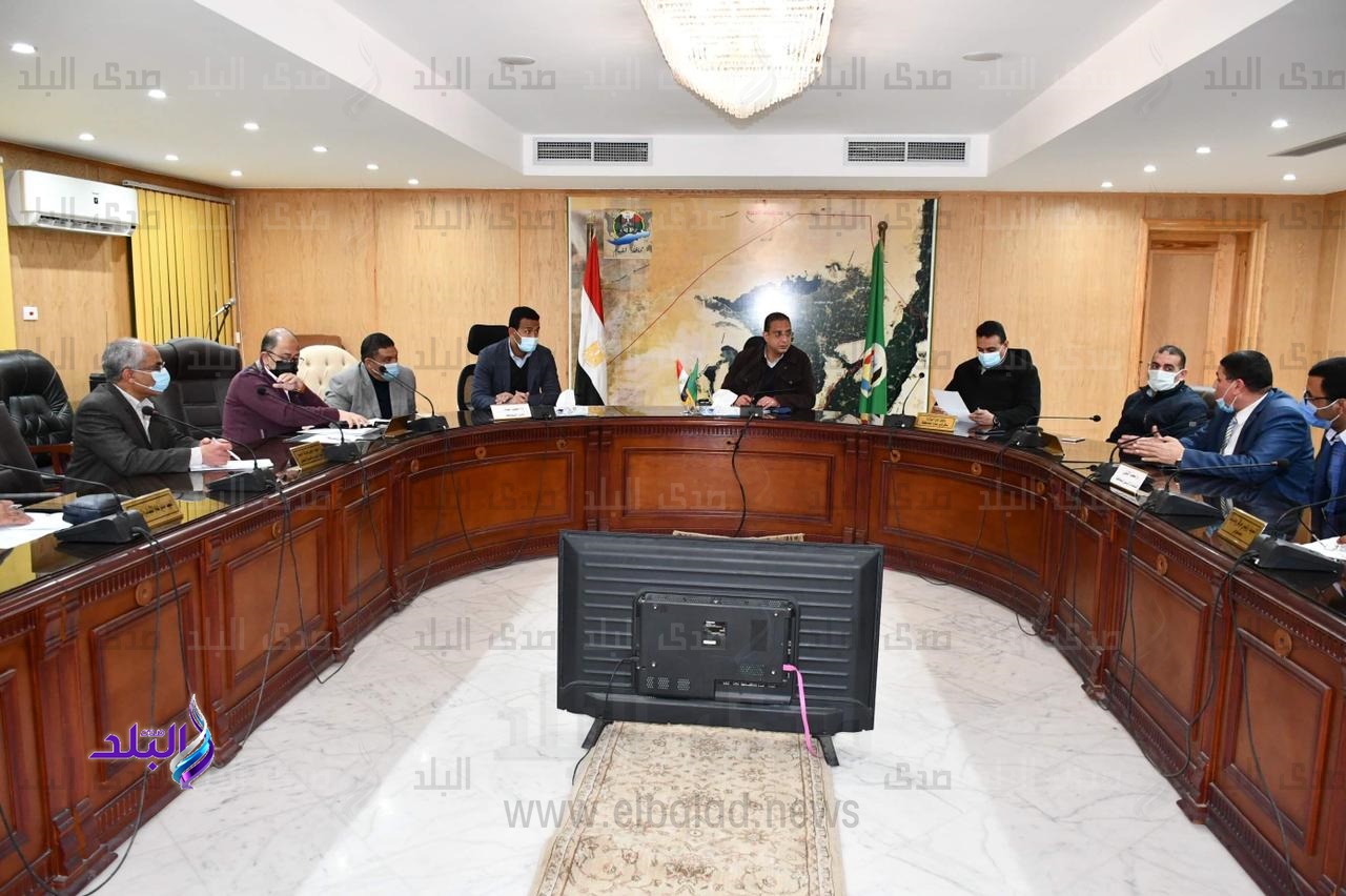 الدكتور أحمد الأنصاري محافظ الفيوم