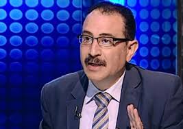 طارق فهمي أستاذ العلوم السياسية