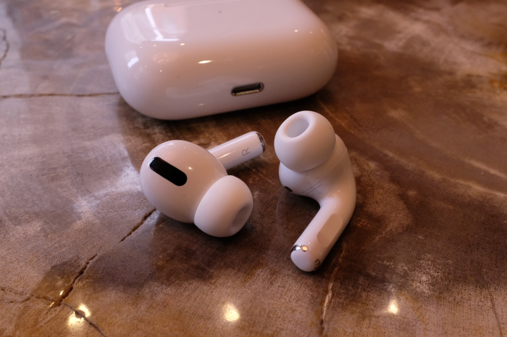 تسريبات تكشف سعر ومواصفات سماعات AirPods 3 اللاسلكية من آبل