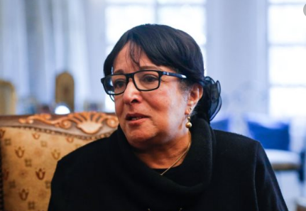 سميرة عبد العزيز 