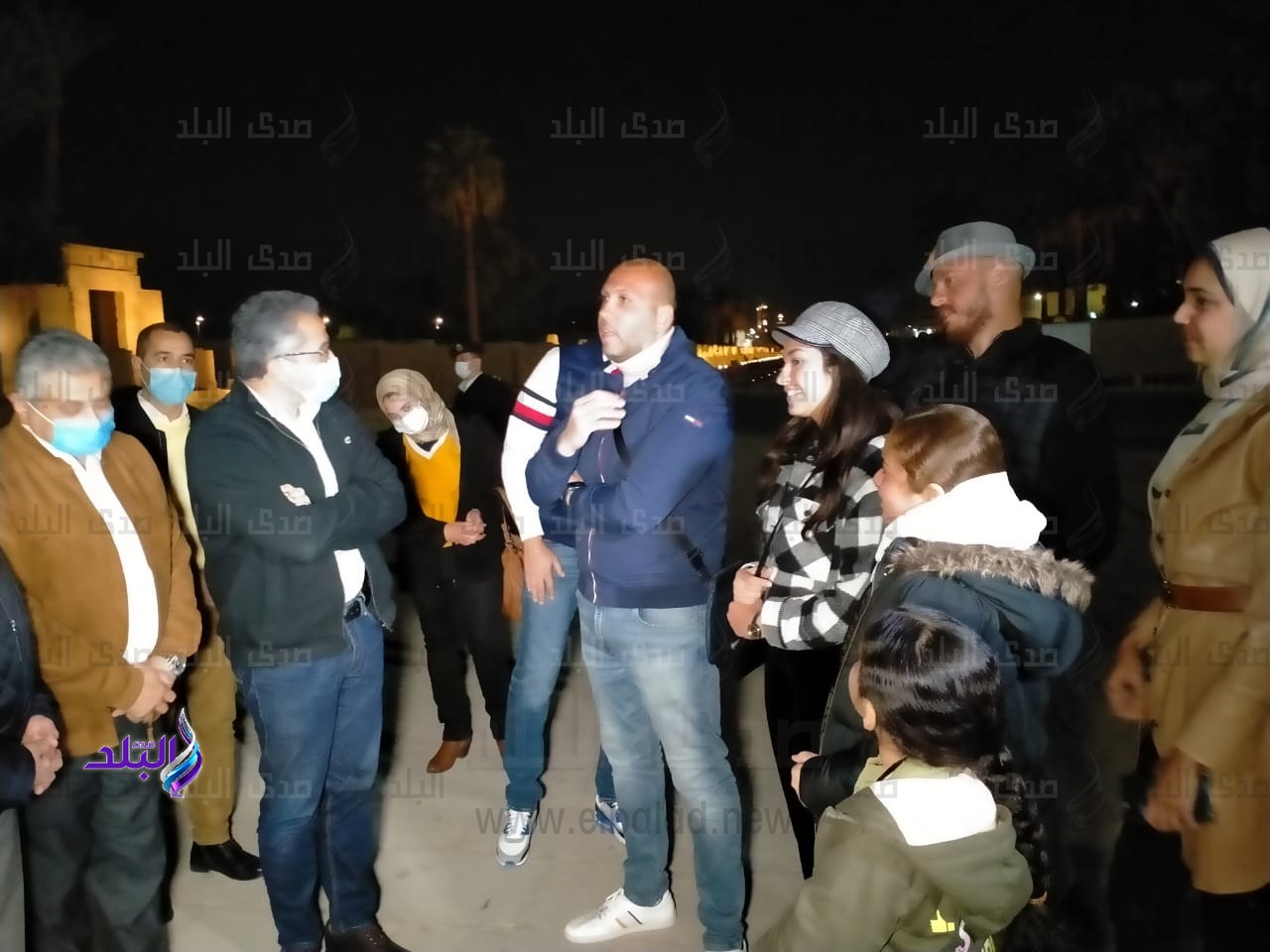 وزيرا الطيران والسياحة يتفقدان اعمال الترميم بمعبد الأقصر