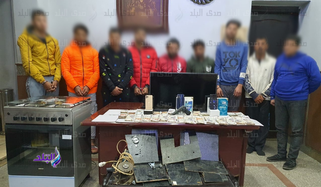 المتهمين عقب ضبطهم