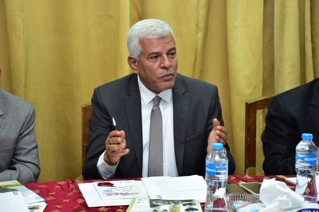 دكتور سيد خليفة نقيب الزراعيين