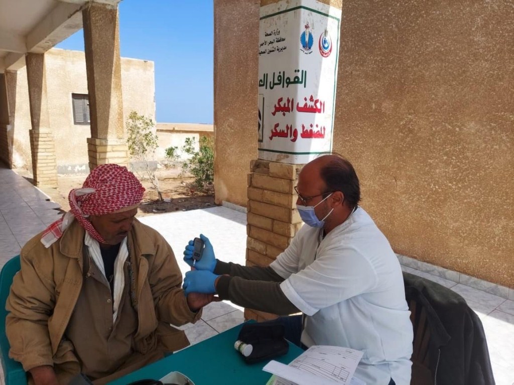 الكشف على 141 مواطنا في قافلة طبية بقرية الزعفرانة