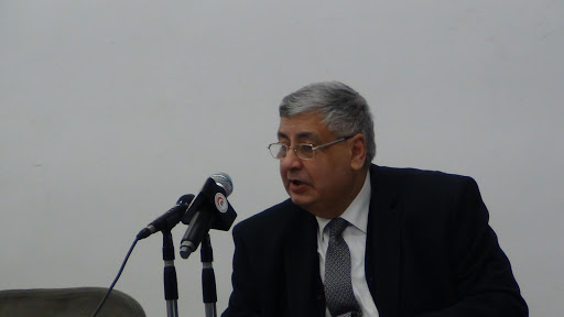 عوض تاج الدين 