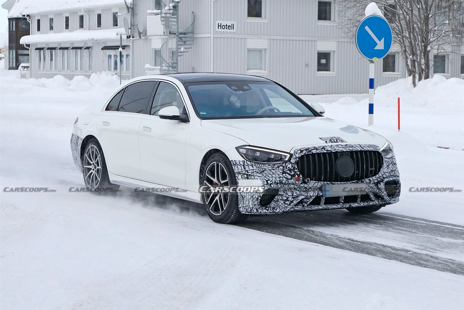 مرسيدس AMG S63e 