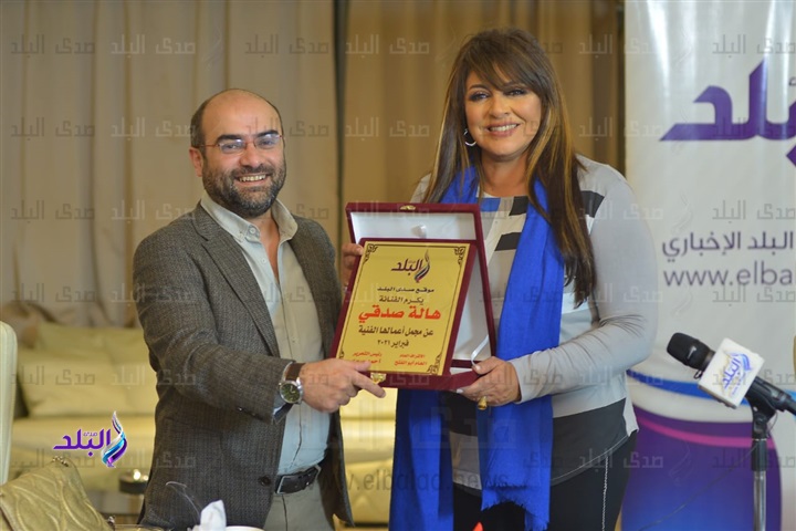 هالة صدقى 