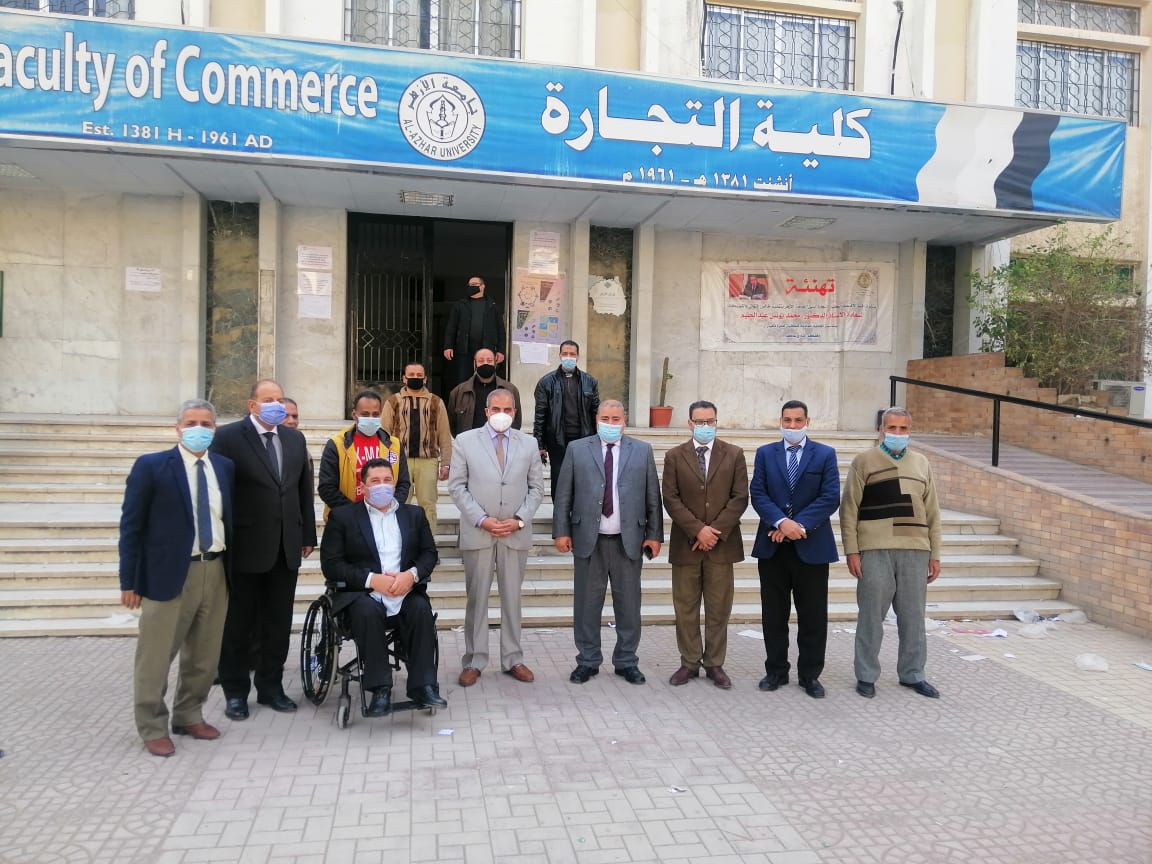 جولة رئيس جامعة الأزهر 