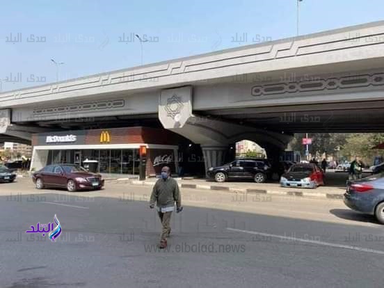 دش معاق على الكوبري 