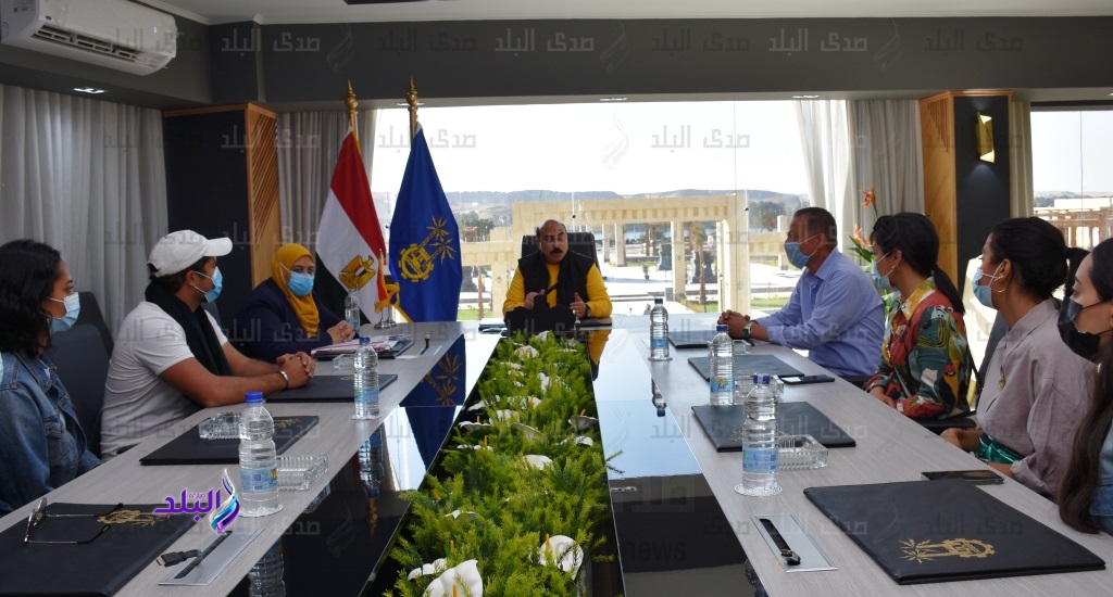  اللواء أشرف عطية محافظ أسوان