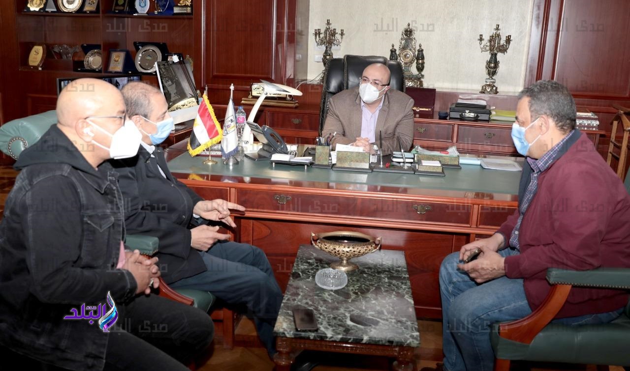 محافظ بني سويف يلتقى مسؤولى قطاع الطب الوقائي