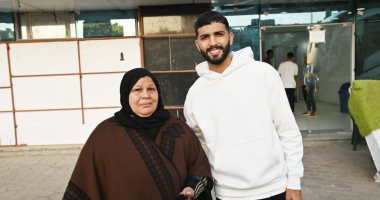 مشجعة الزمالك مع فرجاني ساسي