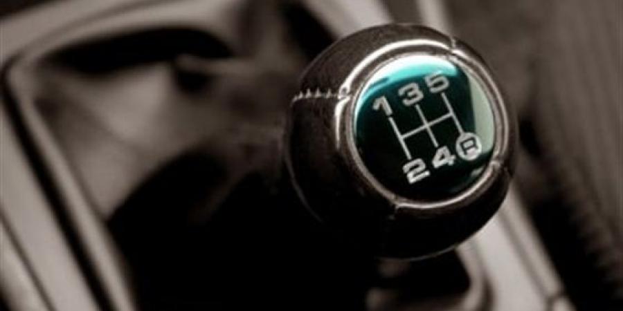 علامات تلف الفتيس المانيوال في السيارة