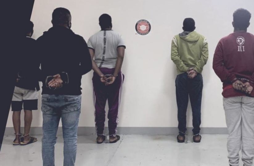 الشرطة تتبعت الجناة وقبضت عليهم