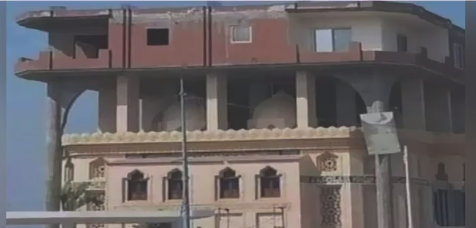 مبني اعلي مسجد مخالف 