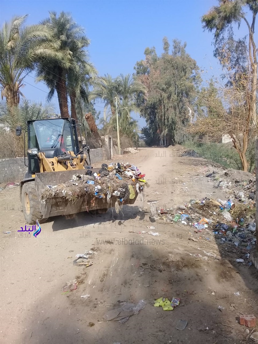  حملات نظافة وتمهيد طرق بقرى ب4 مراكز