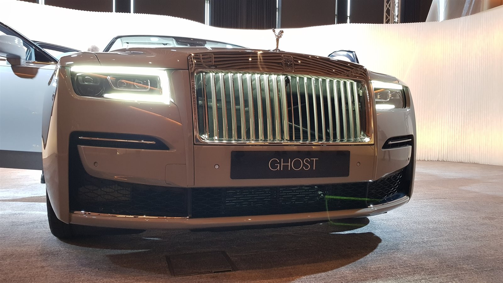 رولز رويس جوست 2021 rolls royce ghost 