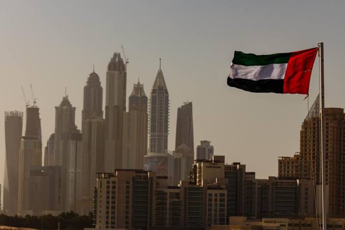 الإمارات 