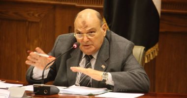 الراحل النائب كمال عامر