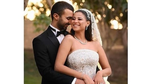 دينا داش 
