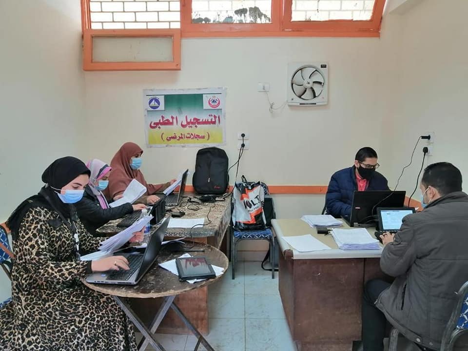توقيع الكشف الطبى بالمجان على ١٤٠٠ مواطن بدمياط