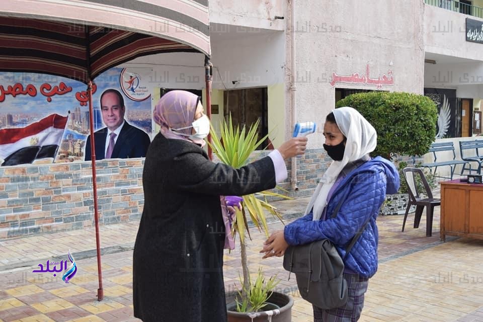 توافد الطلاب