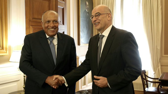 وزيرا خارجية مصر واليونان خلال لقاء سابق